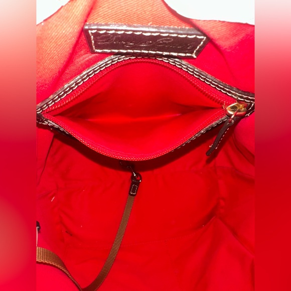 Limited Edition Dooney and Bourke drawstring bucket bag in Alligator - Picture 13 of 13